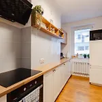 Wojciecha 9b 2 - Srodmiescie 70m2 Pietro 1 * Gdynia