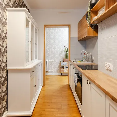 Lägenhet Wojciecha 9b 2 - Srodmiescie 70m2 Pietro 1 *