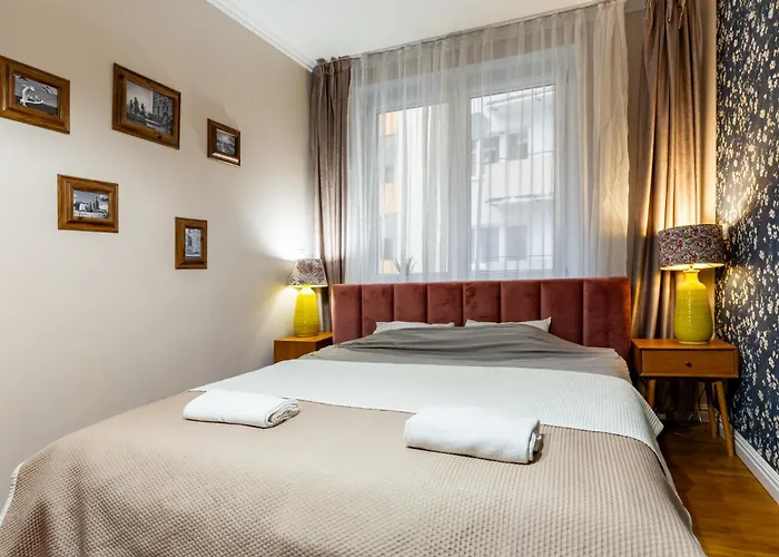 Wojciecha 9b 2 - Srodmiescie 70m2 Pietro 1 Lägenhet *